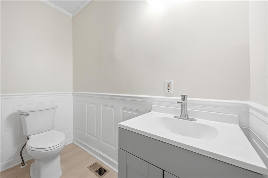 409 Colquitt Street Property Photo 18