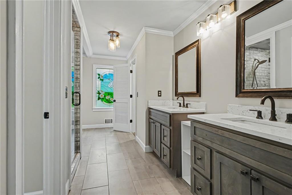 3597 Smithtown Road Property Photo 10