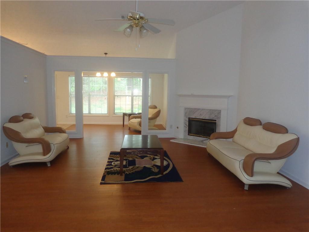 357 Kingsberry Lane Property Photo 4