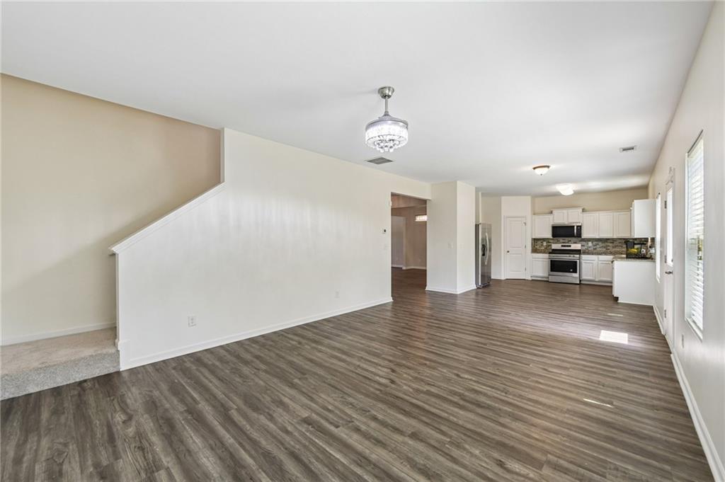 2297 Clapton Court Property Photo 7