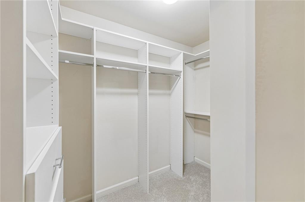 2297 Clapton Court Property Photo 12