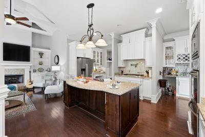 3396 Jamont Boulevard Property Photo 10