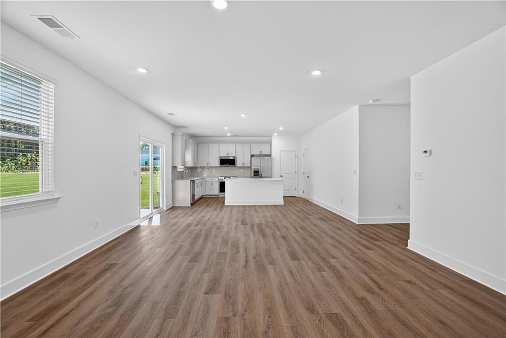 128 Armory Creek Drive Property Photo 4