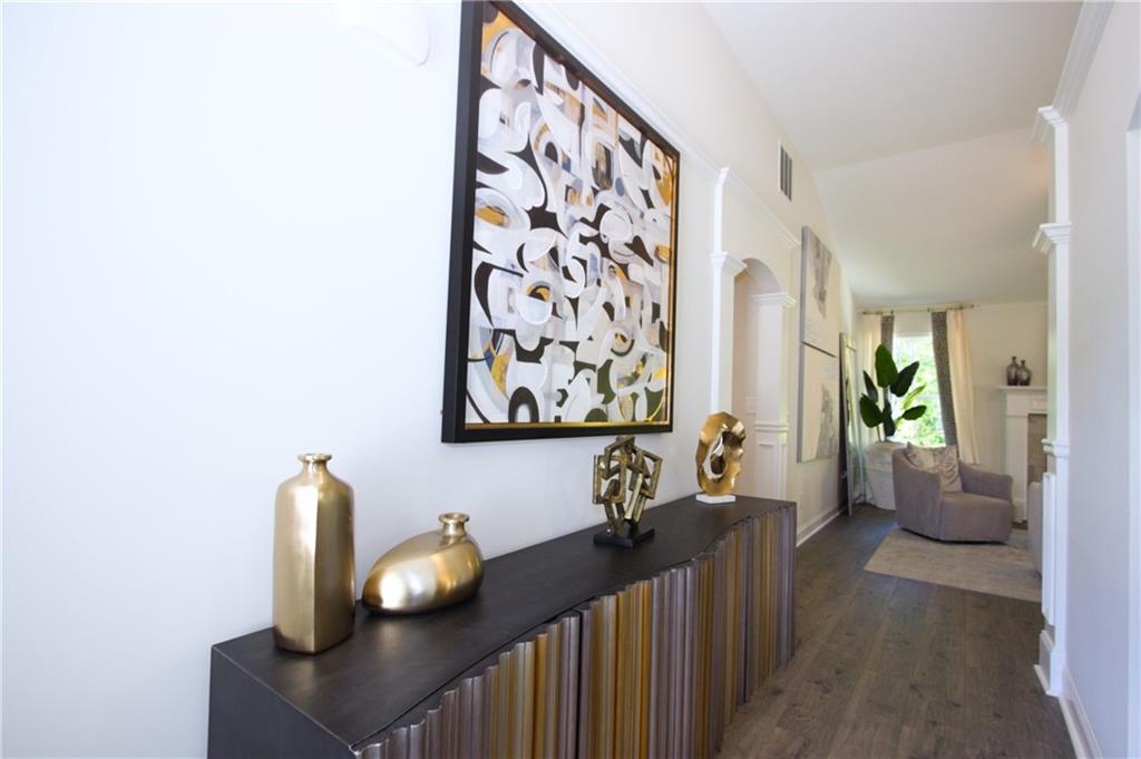 40 Eryn Terrace Property Photo 2
