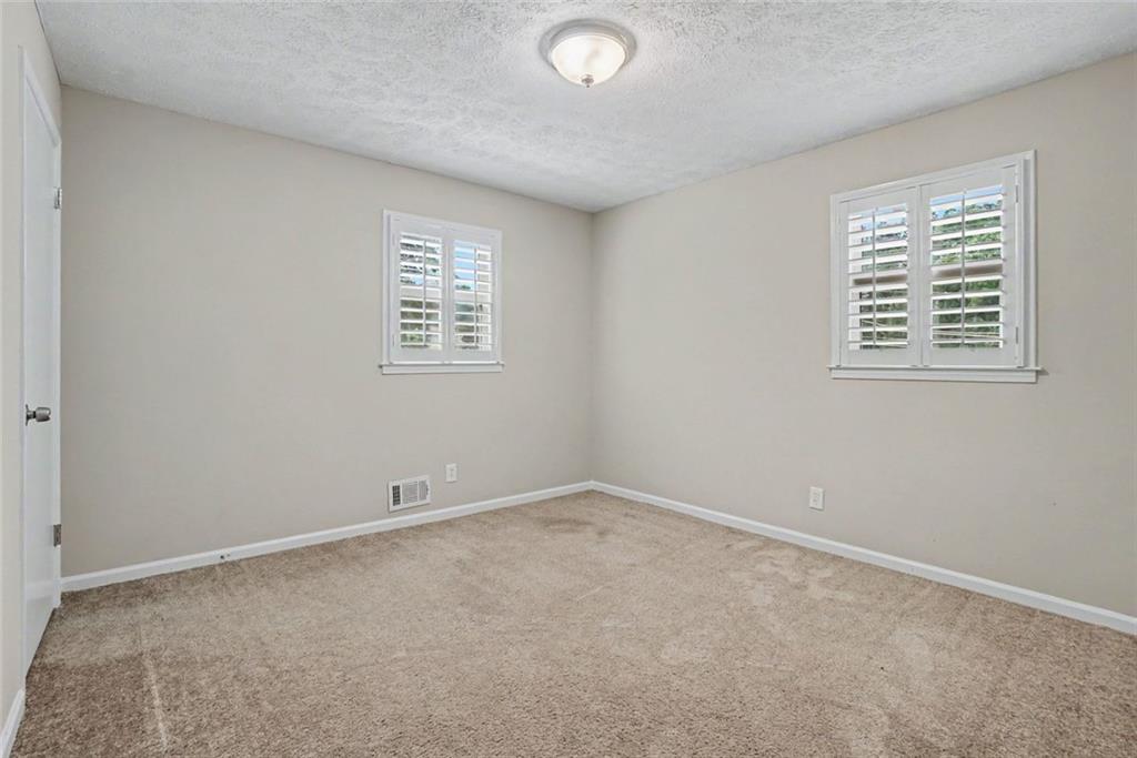1272 Oakwoods Drive Property Photo 13