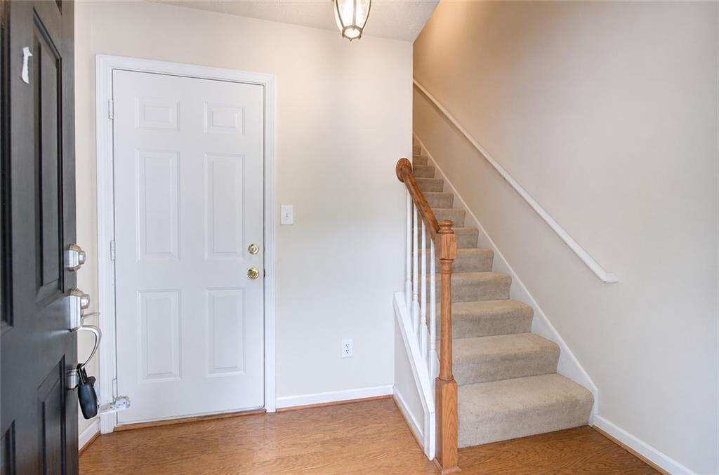 4144 Spring Cove Drive Property Photo 2