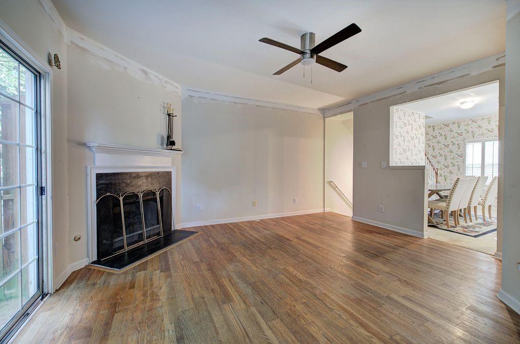 4144 Spring Cove Drive Property Photo 3