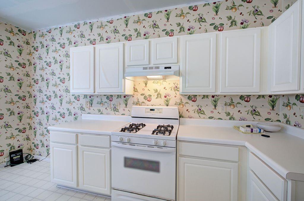 4144 Spring Cove Drive Property Photo 12