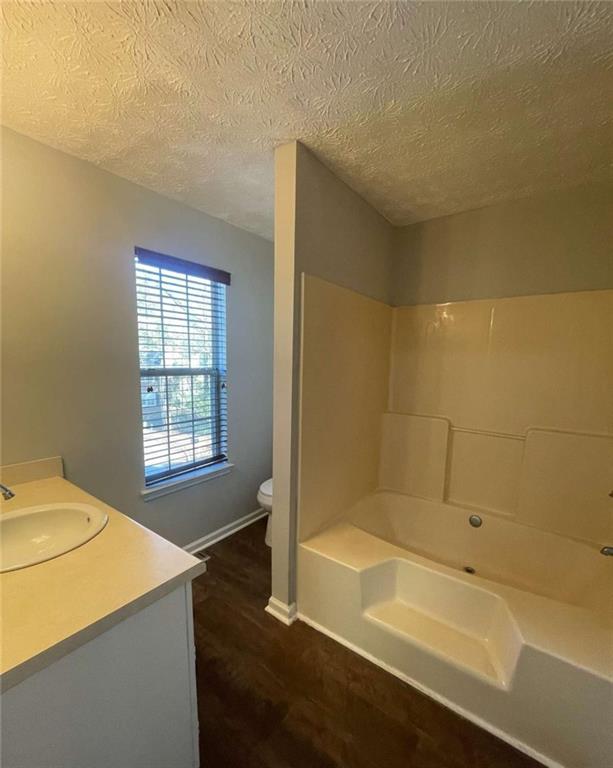 3015 Cascade Manor Drive Property Photo 6