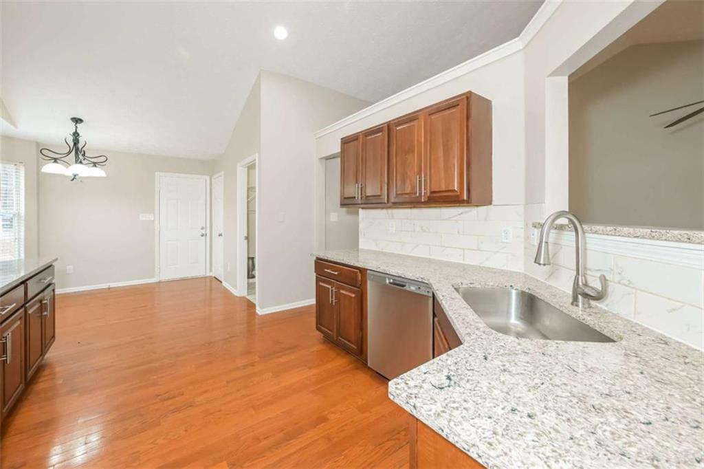 1418 Wilkes Ive Drive Property Photo 8
