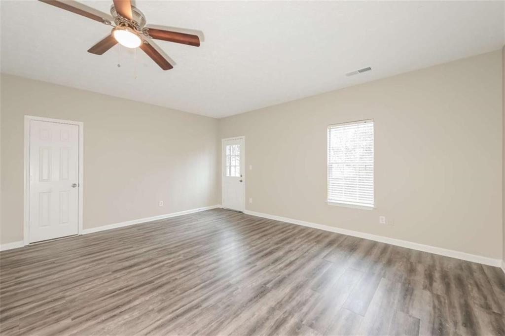 1418 Wilkes Ive Drive Property Photo 9
