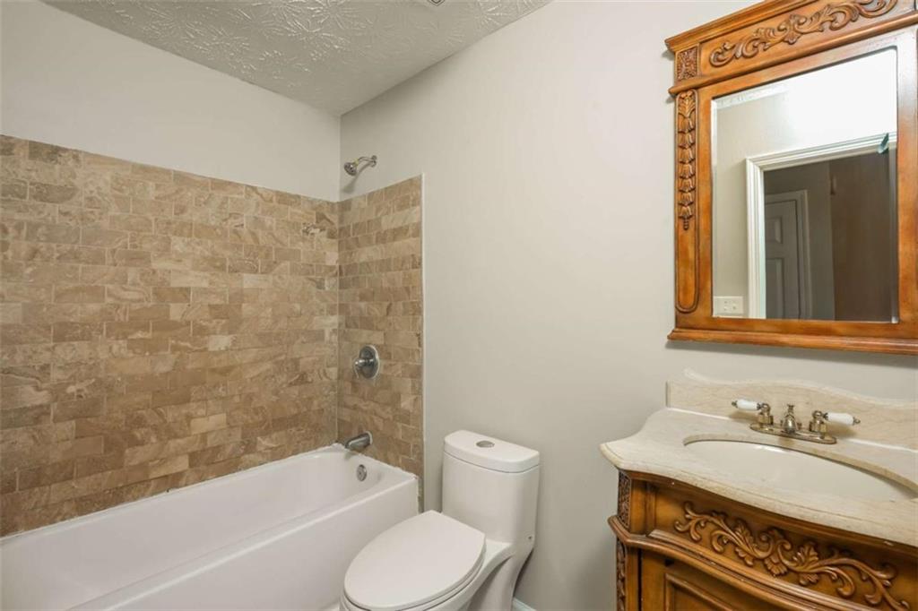 1418 Wilkes Ive Drive Property Photo 16