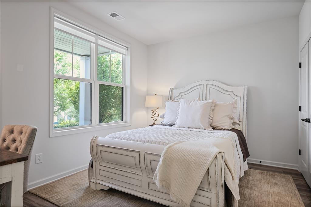 4383 Gillon Circle Se Property Photo 6
