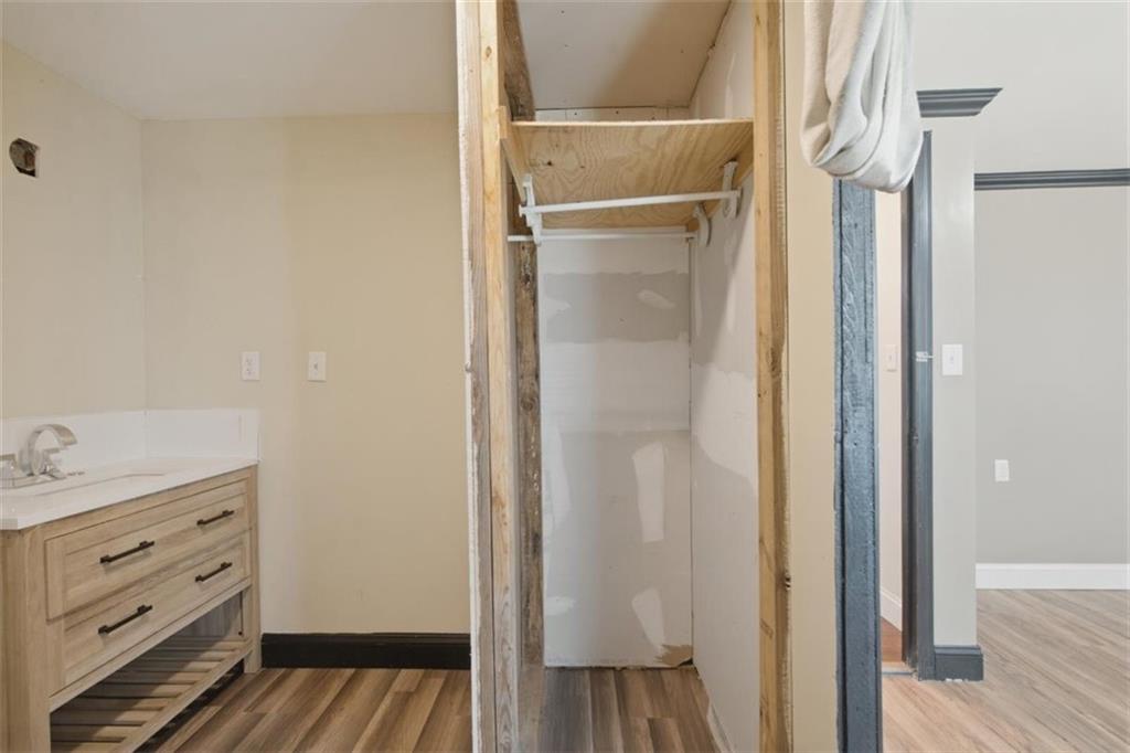 46 Whitsel Hollow Property Photo 16