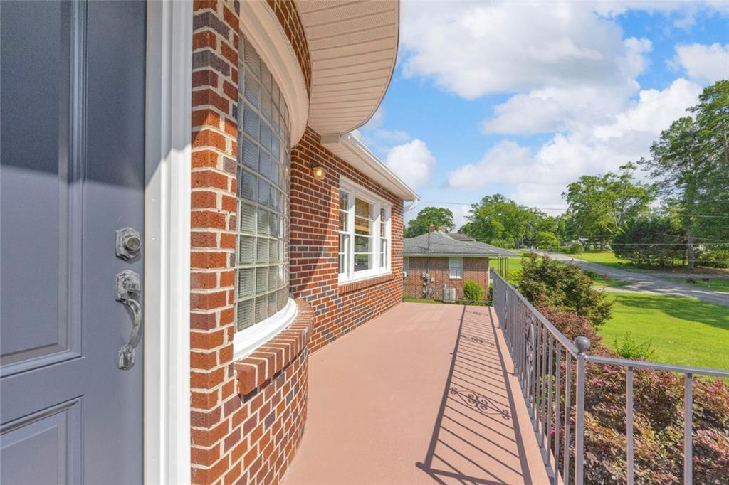 142 Ola Street Property Photo 10