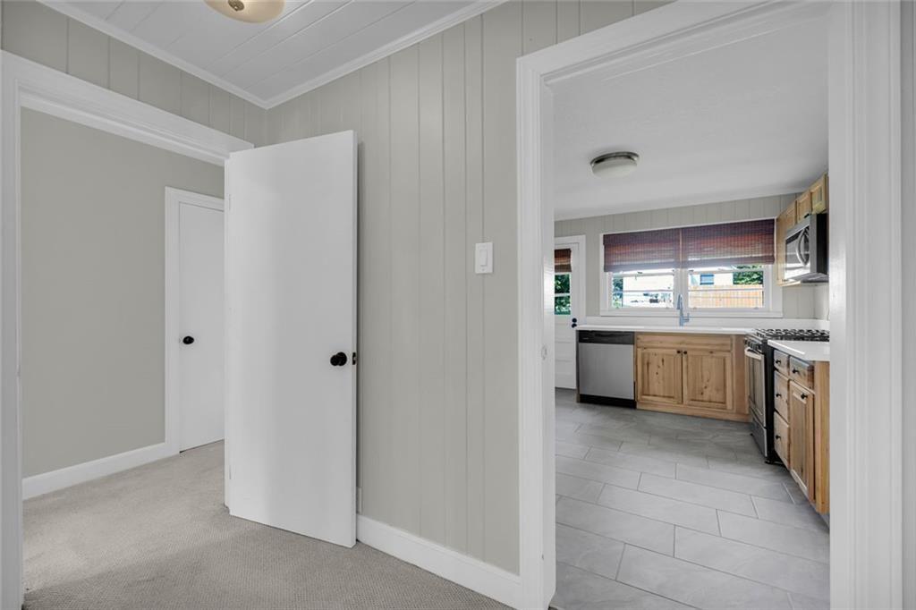 142 Ola Street Property Photo 28