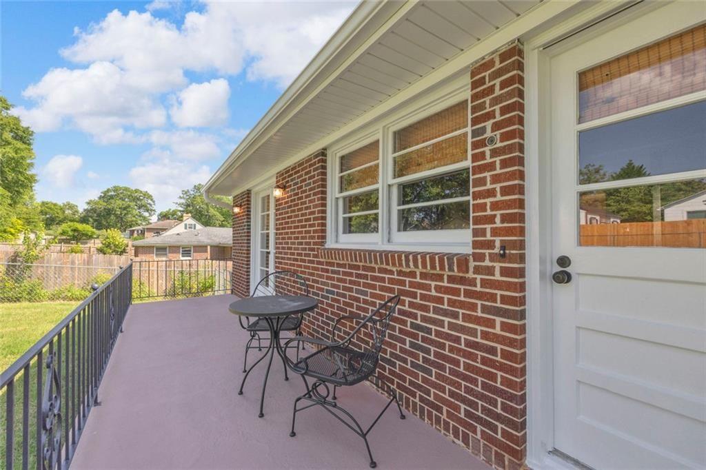 142 Ola Street Property Photo 38