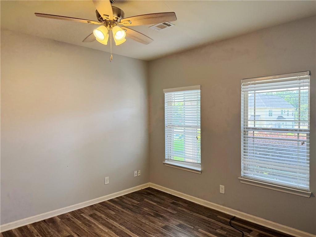 2337 Braelin Loop Property Photo 10