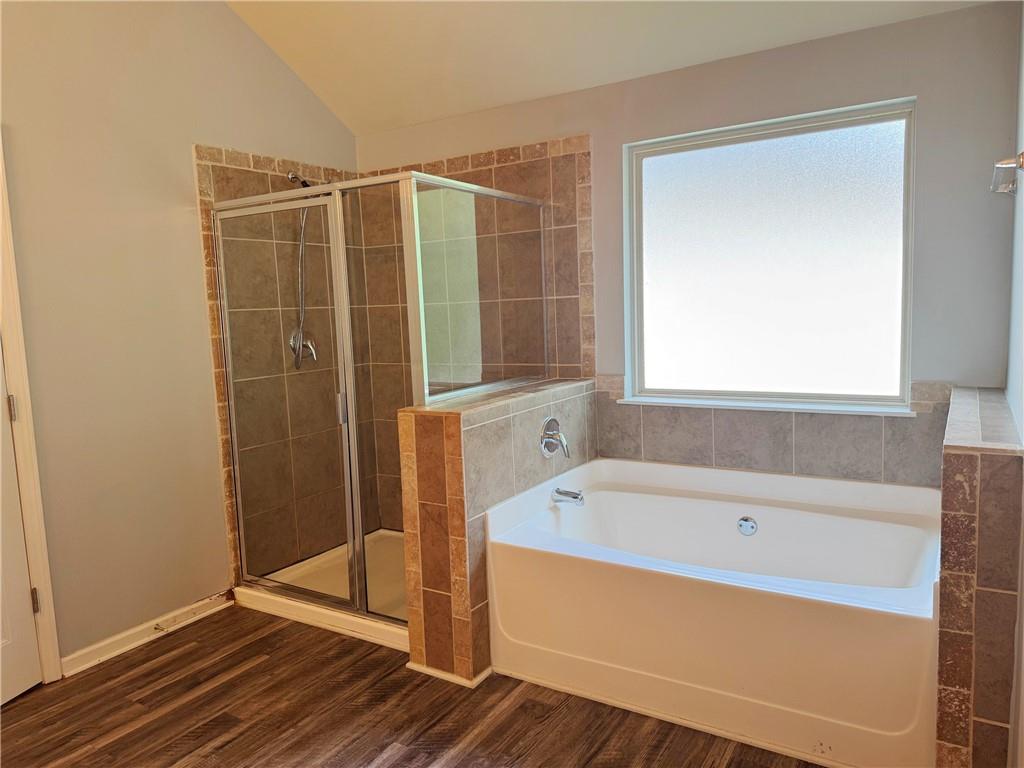 2337 Braelin Loop Property Photo 15