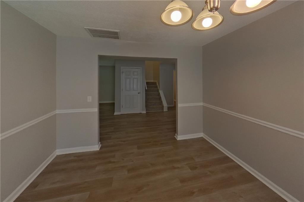 7800943 Property Photo 4