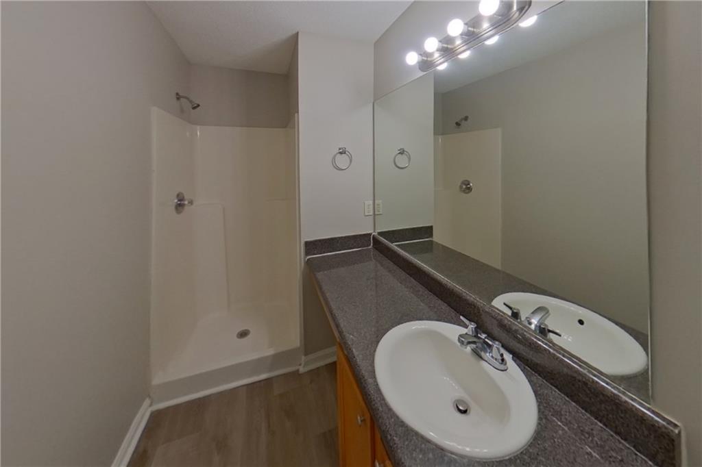 7800943 Property Photo 9