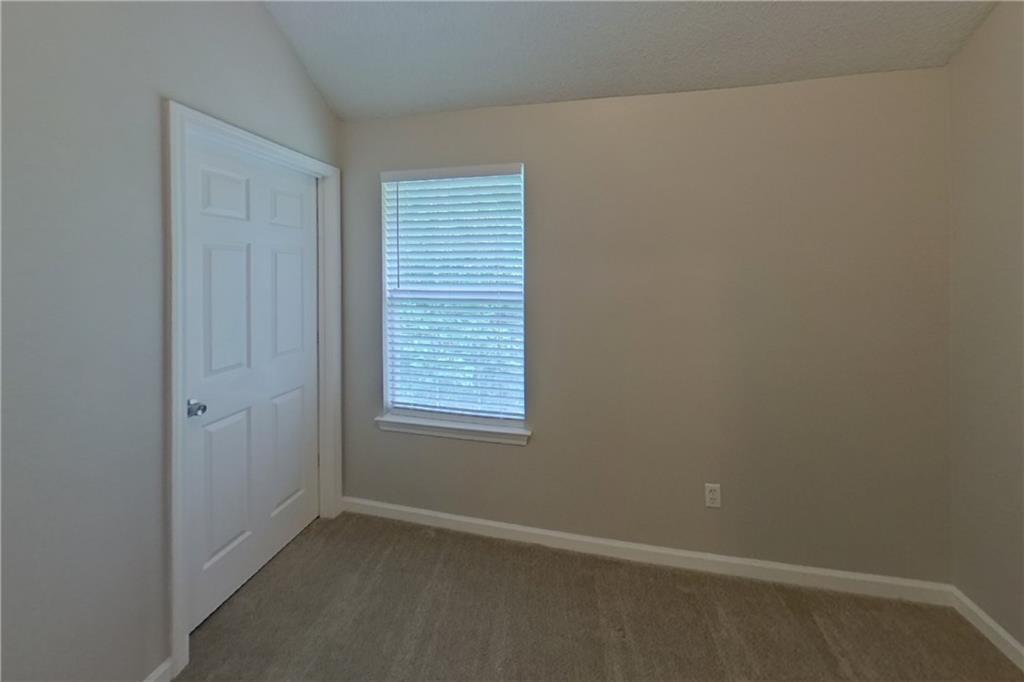 7800943 Property Photo 11