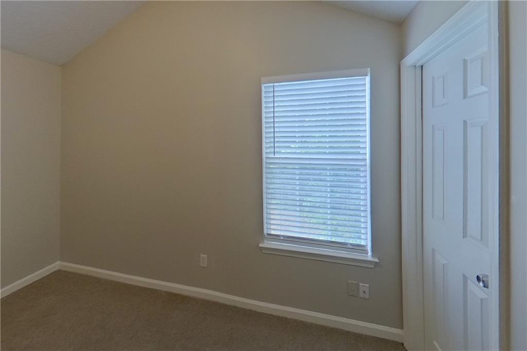 7800943 Property Photo 12