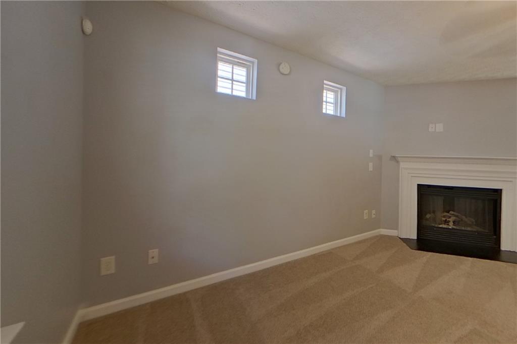 7800979 Property Photo 3
