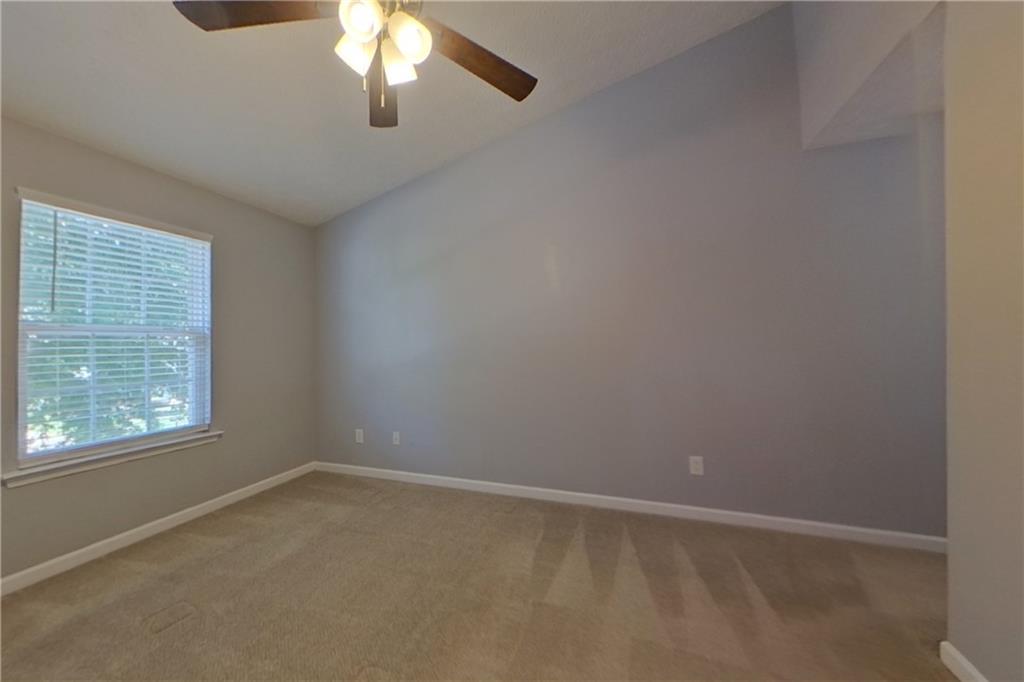 7800979 Property Photo 6