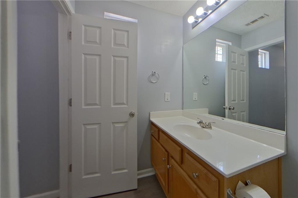 7800979 Property Photo 9