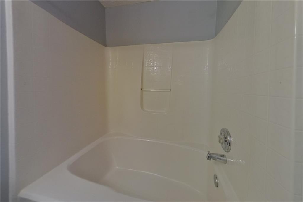 7800979 Property Photo 10