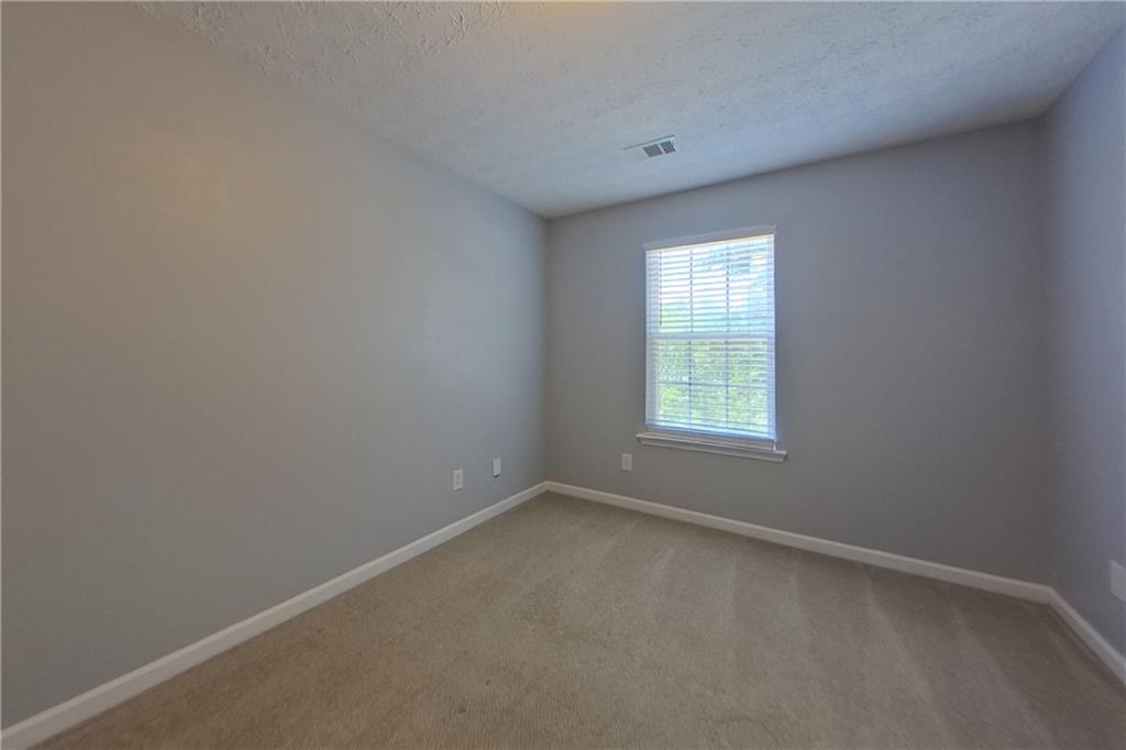7800979 Property Photo 11