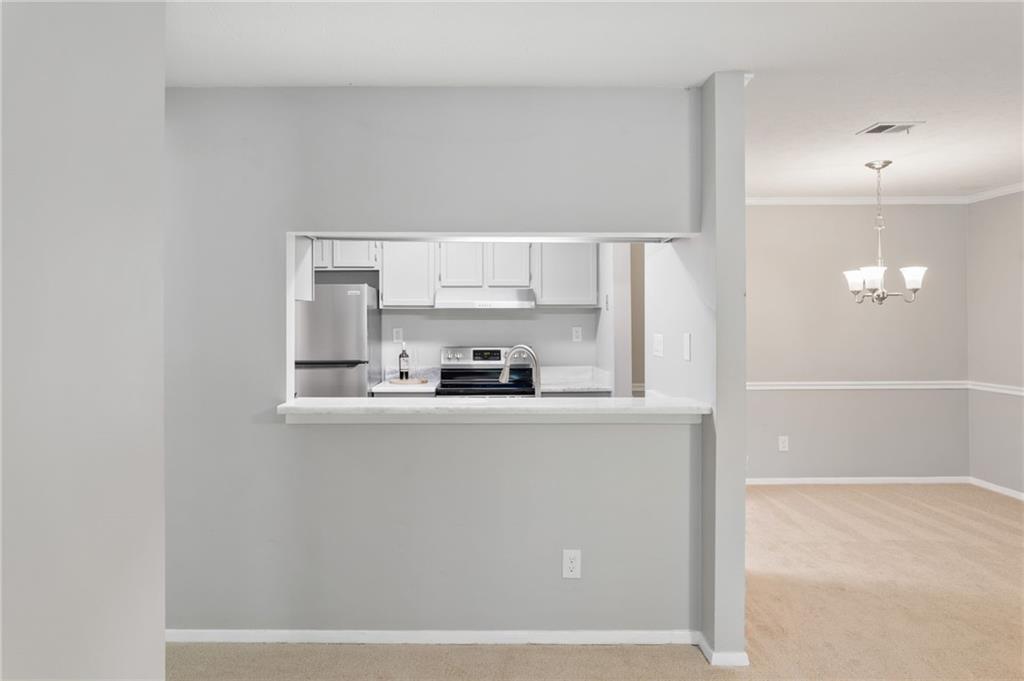 1009 Mcclelen Way Property Photo 12