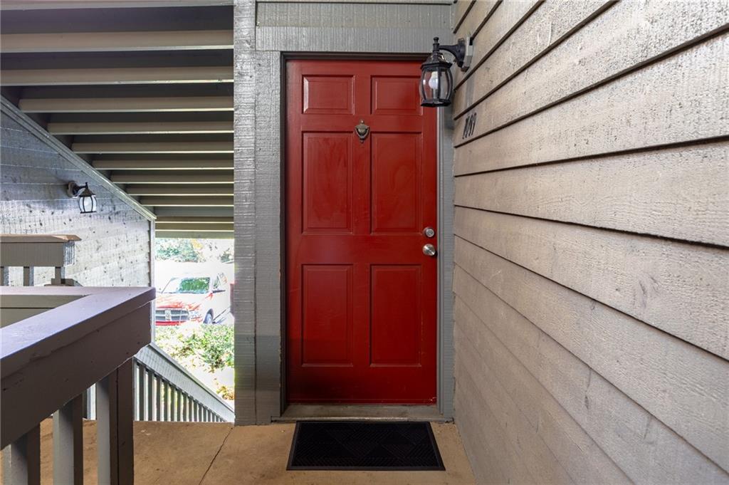 1009 Mcclelen Way Property Photo 24