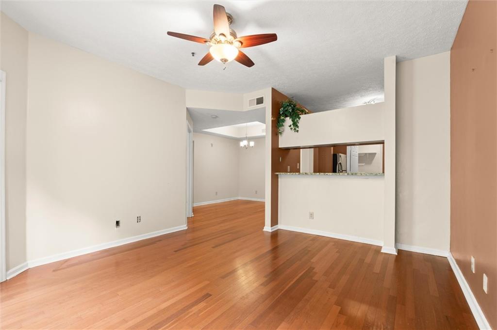 1250 Parkwood Circle Se Unit 2203 Property Photo 9