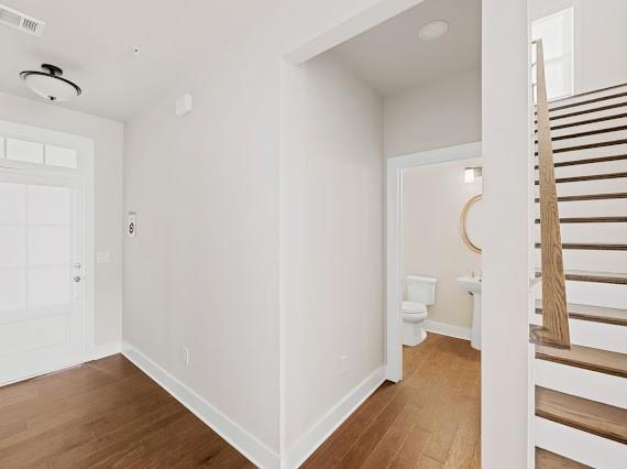 1237 Willowcrest Way Property Photo 4