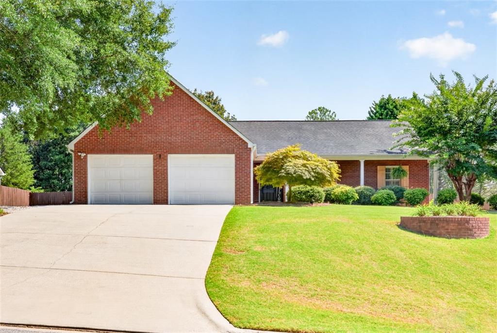 1561 Timber Heights Drive Property Photo 1