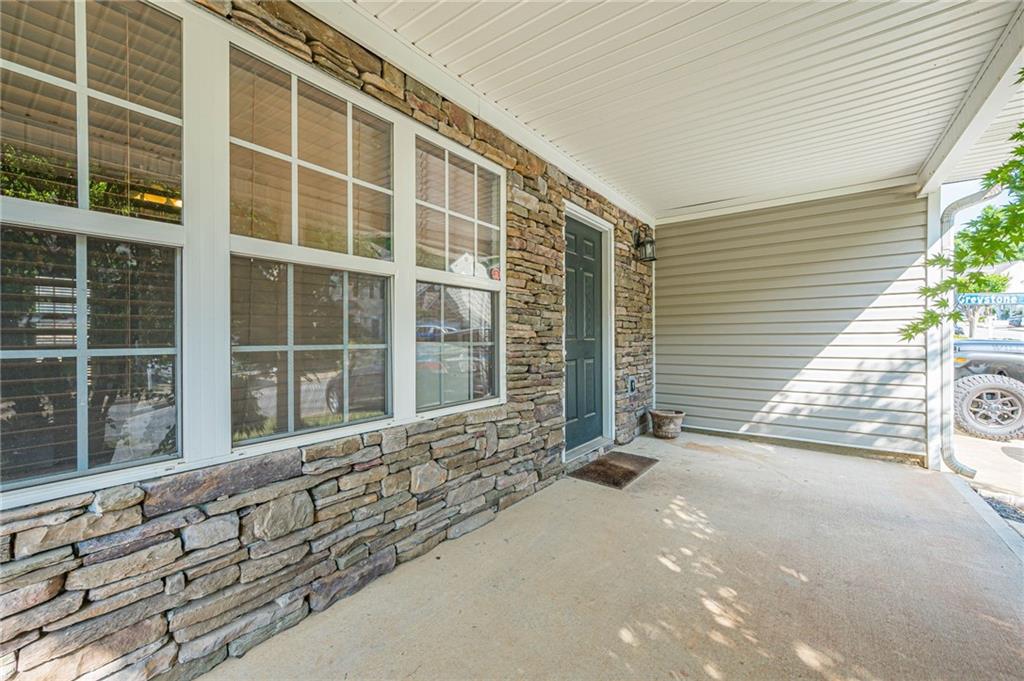 316 Greystone Circle Property Photo 7