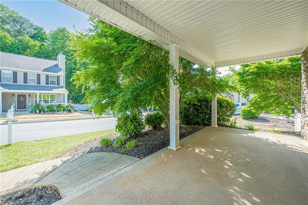316 Greystone Circle Property Photo 8