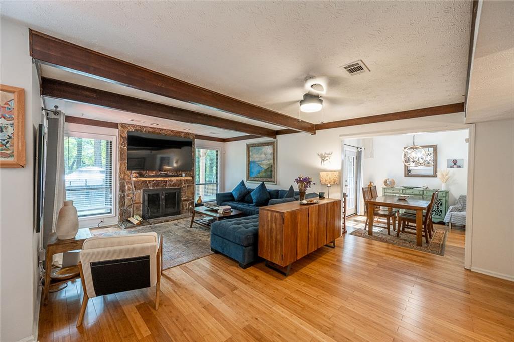 552 Edgefield Drive Property Photo 13