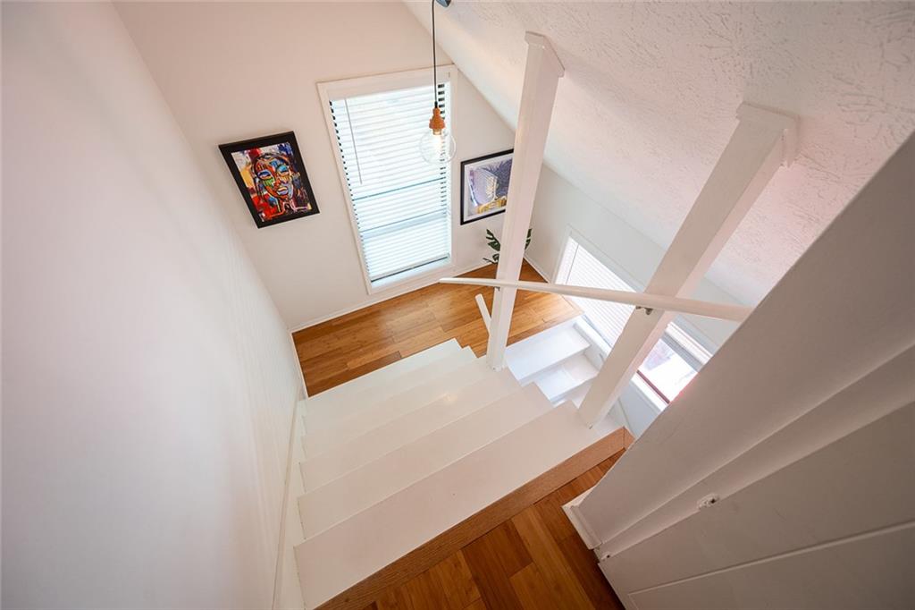 552 Edgefield Drive Property Photo 22