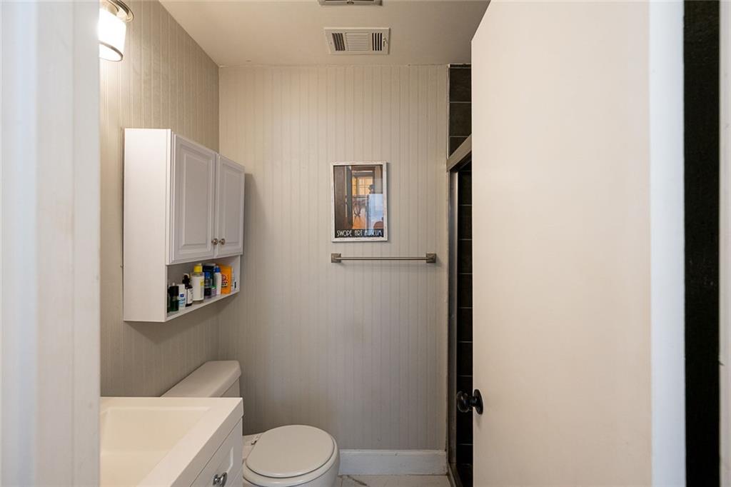 552 Edgefield Drive Property Photo 28