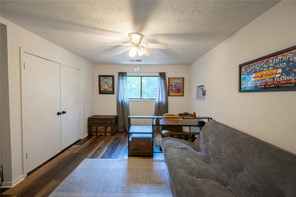 552 Edgefield Drive Property Photo 31