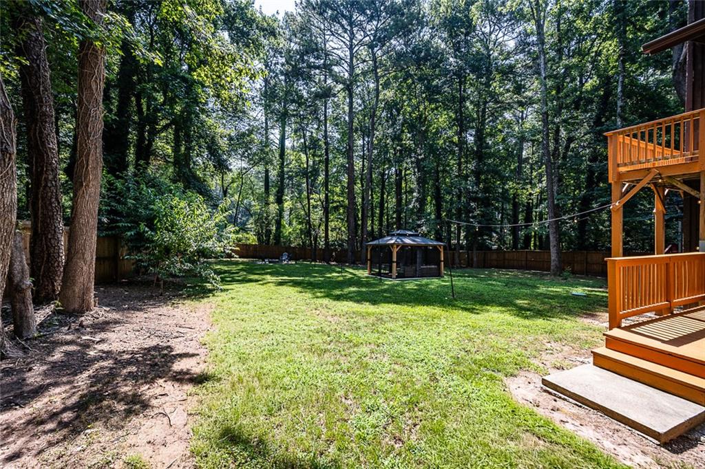 552 Edgefield Drive Property Photo 39