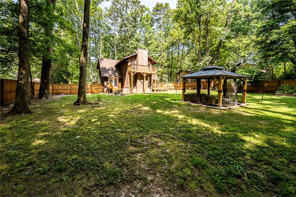 552 Edgefield Drive Property Photo 41