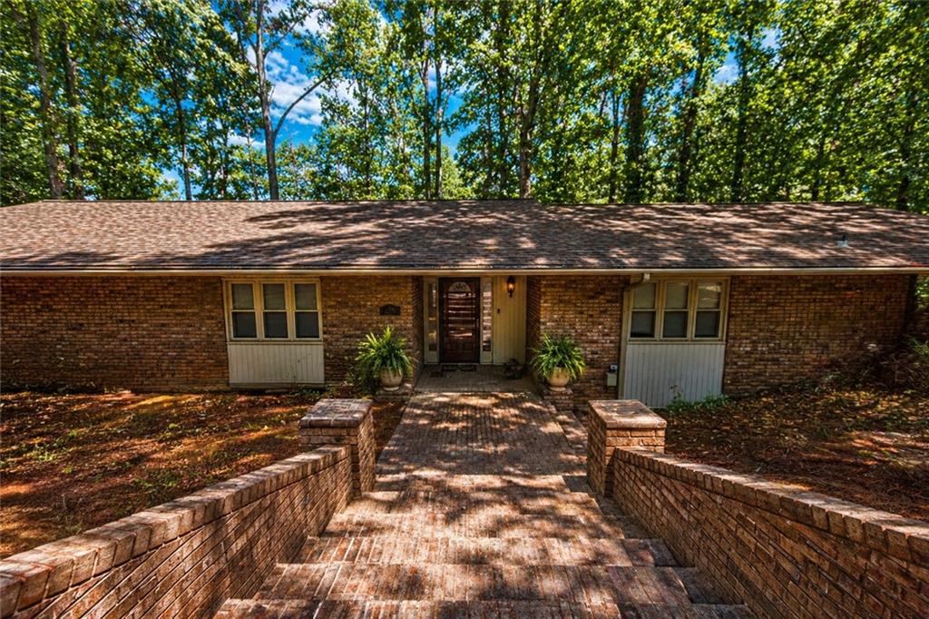 3108 Chapel Hill Road Property Photo 1