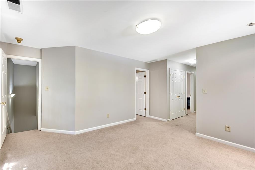 4373 Dunmore Road Ne Property Photo 40