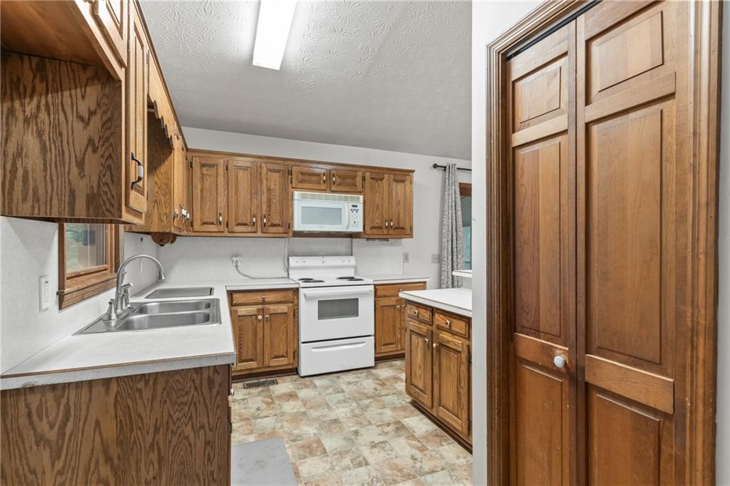 368 Still Hollow Road Property Photo 13