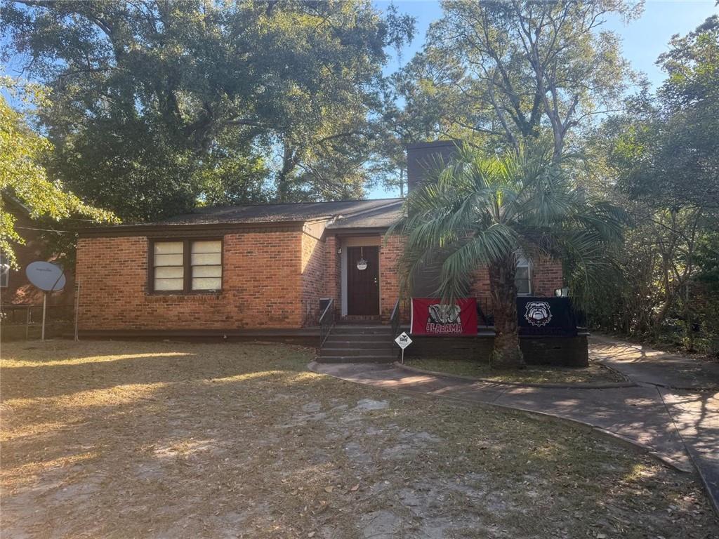 1184 Edna Place Property Photo 1