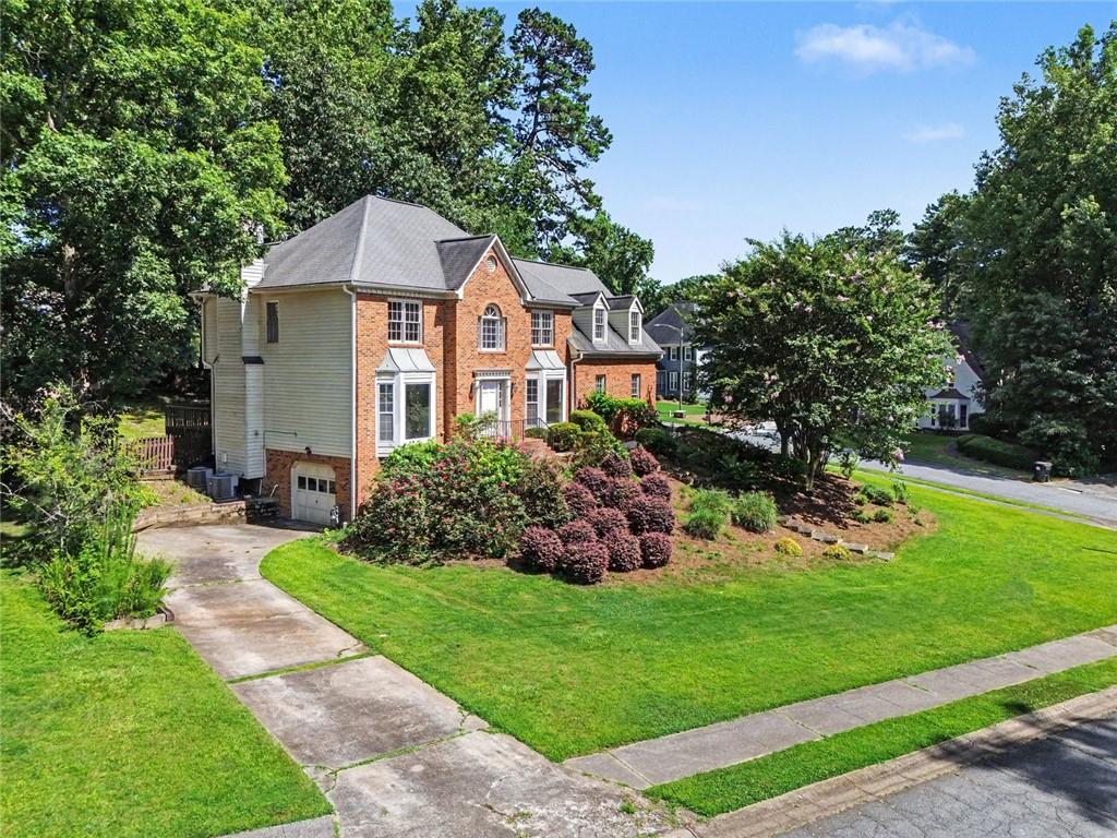 5796 Brookstone View Property Photo 3